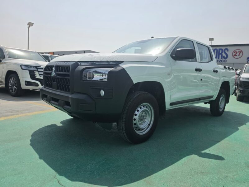 2027 MITSUBISHI L200 DOUBLE CAB 2.4L 4 Cylinders DIESEL MANUAL White Black Pickup