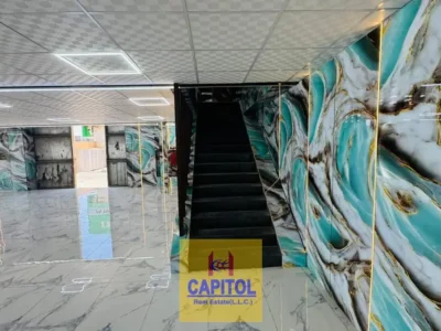 9,800 Sqft PRIME LOCATION COMMERCIAL WAREHOUSE/ SHOWROOM AVAILABLE
