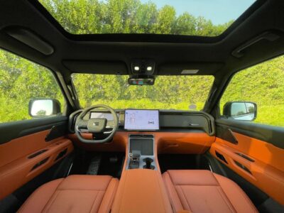 2027 ROX 01 All Round VIP 1.5 Litres 4 Cylinders Hybrid Engine White Orange Luxury SUV AWD