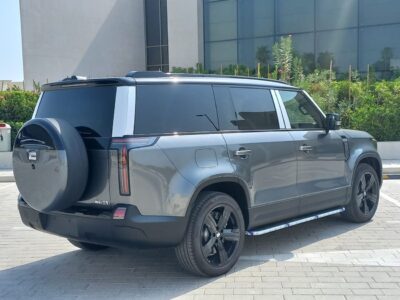 2027 ROX 01 All Round VIP 1.5 Litres 4 Cylinders Hybrid Engine Grey White Luxury SUV AWD
