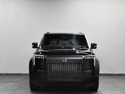 2027 ROX 01 All Round VIP 1.5 Litres 4 Cylinders Hybrid Engine Black Orange Luxury SUV AWD