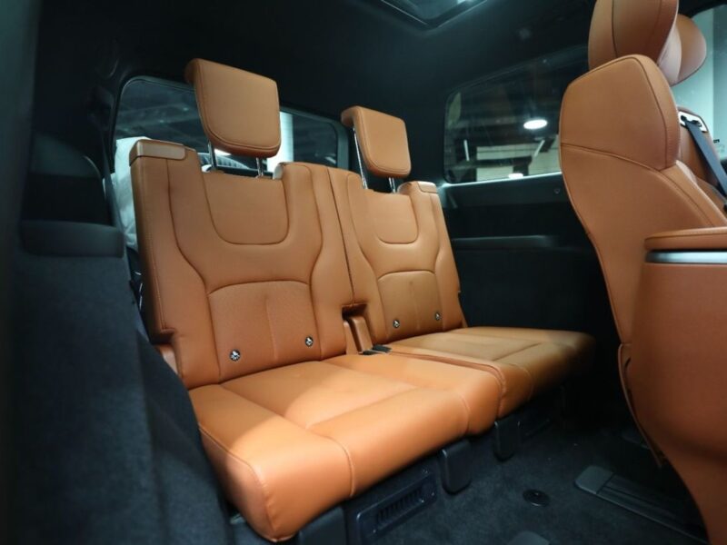 2027 ROX 01 All Round VIP 1.5 Litres 4 Cylinders Hybrid Engine Black Orange Luxury SUV AWD