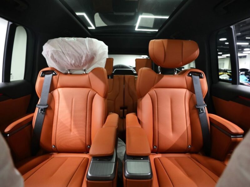 2027 ROX 01 All Round VIP 1.5 Litres 4 Cylinders Hybrid Engine Black Orange Luxury SUV AWD