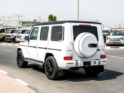 2022 Mercedes-Benz G-Class G 63 AMG 4.0L Bi-turbo V8 Petrol Engine White Black SUV