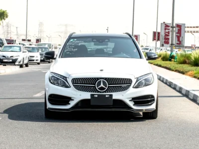 2016 Mercedes-Benz C-Class C43 AMG 3.0-liter V6 Biturbo Petrol Engine White Red Hatchback2016 Mercedes-Benz C-Class C43 AMG 3.0-liter V6 Biturbo Petrol Engine White Red Hatchback