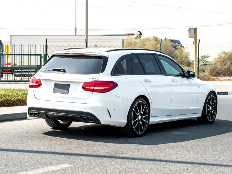 2016 Mercedes-Benz C-Class C43 AMG 3.0-liter V6 Biturbo Petrol Engine White Red Hatchback2016 Mercedes-Benz C-Class C43 AMG 3.0-liter V6 Biturbo Petrol Engine White Red Hatchback