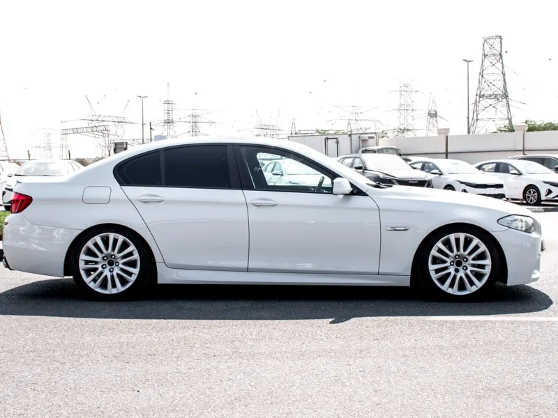 2011 BMW 5-Series 535i 3.0-liter TwinPower Turbo inline-6 Petrol Engine White Black Sedan