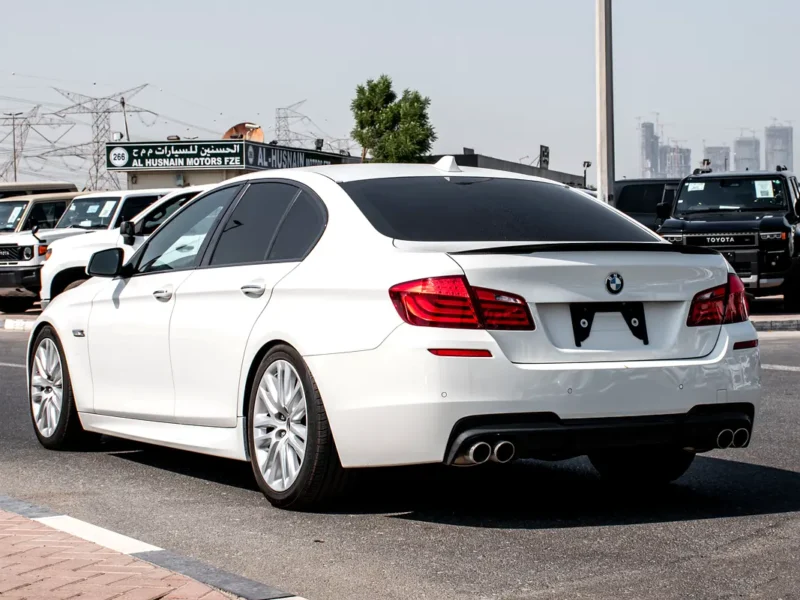 2011 BMW 5-Series 535i 3.0-liter TwinPower Turbo inline-6 Petrol Engine White Black Sedan