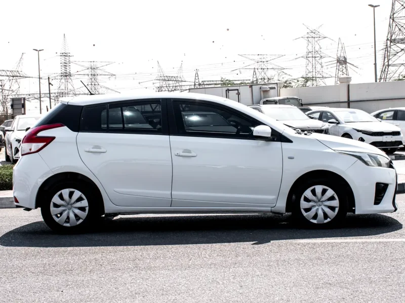 2015 Toyota Yaris 4 Cylinders Petrol Engine White Black Hatchback GCC Specs Automatic
