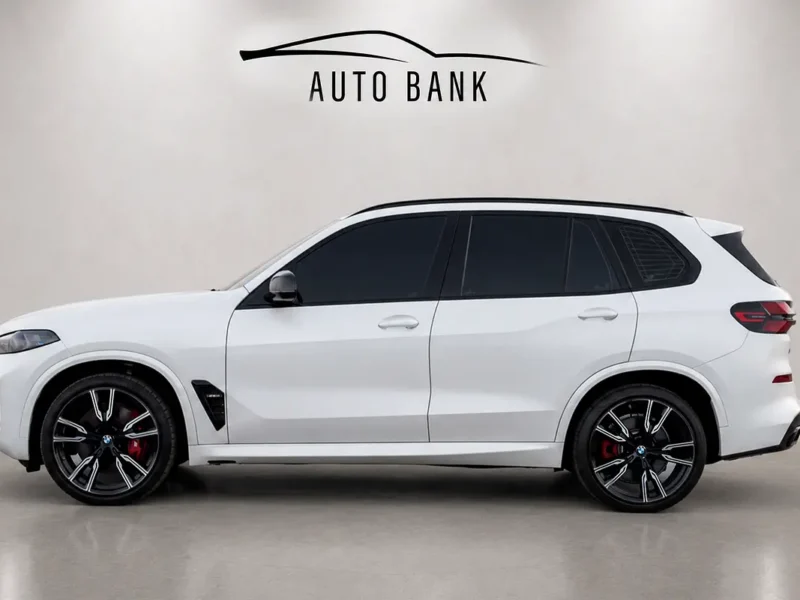 2025 BMW X5 M60i xDrive 8 Cylinders Petrol Engine White Brown SUV GCC Specs Automatic