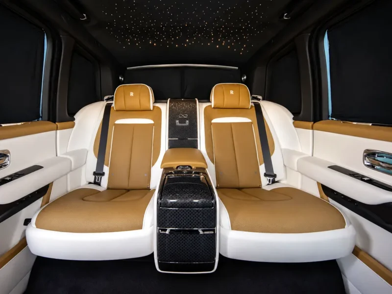 2025 Rolls-Royce Cullinan Black Badge 6.75L Twin-Turbocharged V12 Engine Green SUV GCC