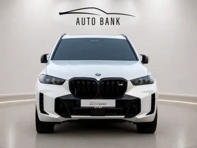 2025 BMW X5 M60i xDrive 8 Cylinders Petrol Engine White Brown SUV GCC Specs Automatic