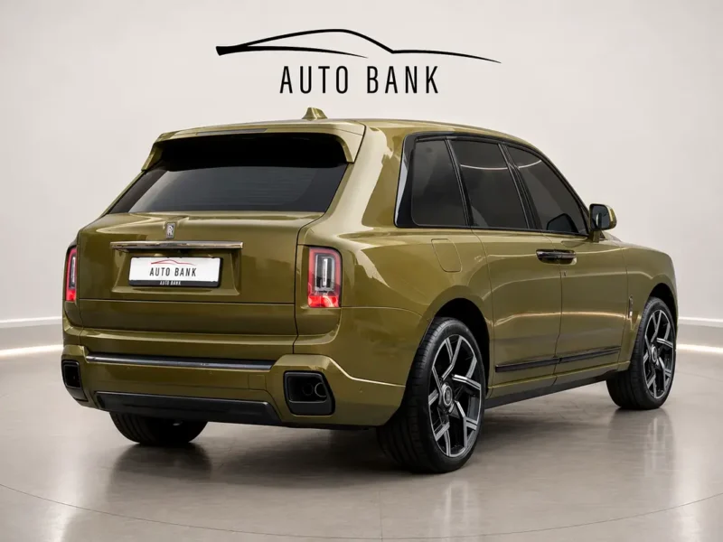 2025 Rolls-Royce Cullinan Black Badge 6.75L Twin-Turbocharged V12 Engine Green SUV GCC