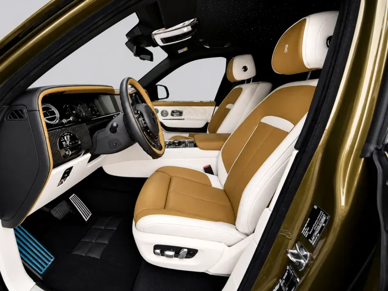 2025 Rolls-Royce Cullinan Black Badge 6.75L Twin-Turbocharged V12 Engine Green SUV GCC
