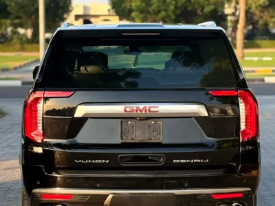 2022 GMC Yukon Denali 6.2 Litres V8 Petrol Engine Black Beige SUV GCC Specs Automatic