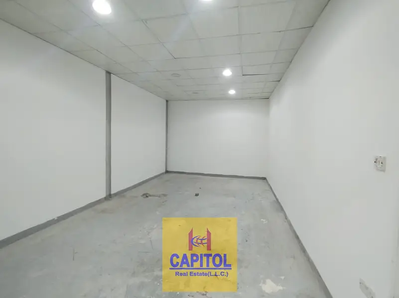 350 sqft Al Quoz 4 Your Extra Space Awaits – Mezzanine Storage for Rent