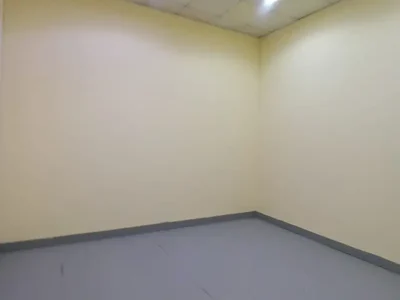 350 sqft Al Quoz 4 Your Extra Space Awaits – Mezzanine Storage for Rent