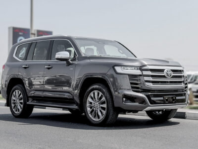 2026 Toyota Land Cruiser VXR 3.5L V6 Twin-Turbo Petrol Hybrid Engine Grey Red SUV GCC