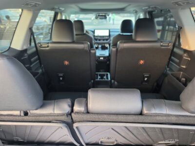 2027 Toyota Grand Highlander Limited Hybrid 2.4 Litres 4 Cylinders Engine Black SUV