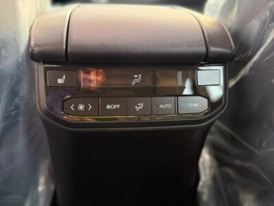 2027 Toyota Highlander LTD Hybrid 2.5 Litres 4 Cylinders Engine Black SUV GCC Specs AWD