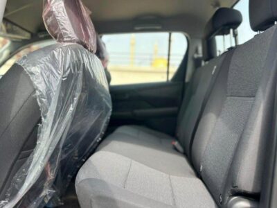 2027 TOYOTA HILUX DC 2.8L 4 Cylinders Turbo Diesel Engine Blue Black Pickup Truck 4X4