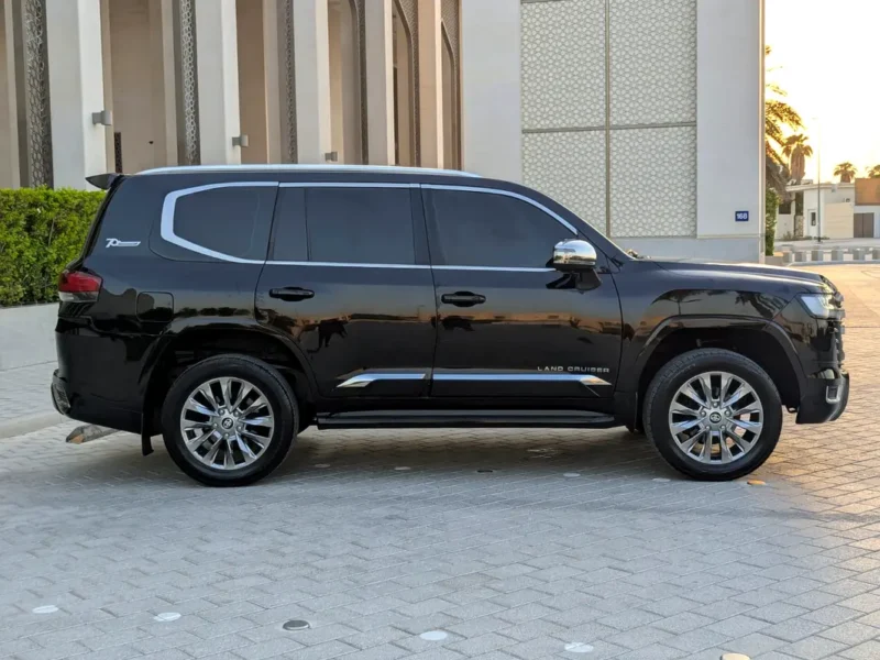 2017 Toyota Land Cruiser GXR Facelifted 2026 V8 4.5L Diesel Engine Black SUV GCC Specs