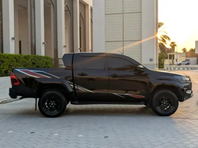 2018 Toyota Hilux GR Sport Facelifted 2025 2.7L 4-cylinder Petrol Engine Black Pickup Truck