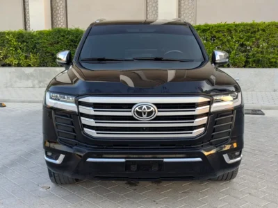 2017 Toyota Land Cruiser GXR Facelifted 2026 V8 4.5L Diesel Engine Black SUV GCC Specs