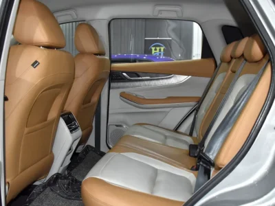 2025 Exeed LX Flagship 4 Cylinders Petrol Engine Silver Beige SUV GCC Specs Automatic