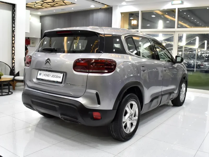 2023 Citroen C5 Aircross Live 4 Cylinders Petrol Engine Silver Black Crossover GCC Specs