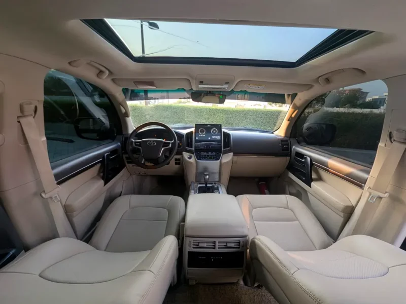 2019 Toyota Land Cruiser GXR 4.5 Litres V8 Diesel Engine Black Beige SUV GCC Specs