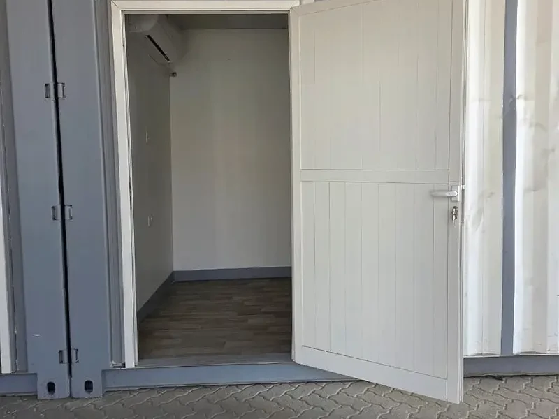 160 sqft Al Quoz 3 Container Space / Small and Separate / Office Storage In Very Affordable Price