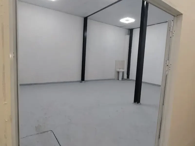 675 sqft PRIME LOCATION STORAGE WAREHOUSE AVAILABLE FOR RENT ACCESSIBLE 24/7 EASY ACCESS NEWELY BUILT