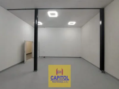 675 sqft PRIME LOCATION STORAGE WAREHOUSE AVAILABLE FOR RENT ACCESSIBLE 24/7 EASY ACCESS NEWELY BUILT