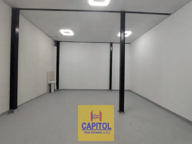 675 sqft PRIME LOCATION STORAGE WAREHOUSE AVAILABLE FOR RENT ACCESSIBLE 24/7 EASY ACCESS NEWELY BUILT