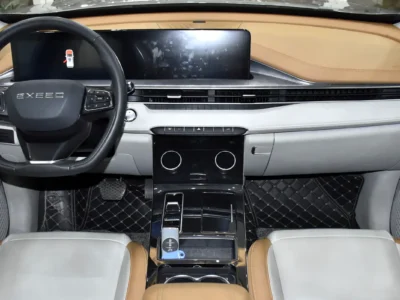 2025 Exeed LX Flagship 4 Cylinders Petrol Engine Silver Beige SUV GCC Specs Automatic