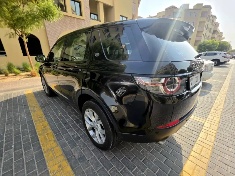 2018 Land Rover Discovery Sport HSE 4 Cylinders Engine Black Beige SUV GCC Specs