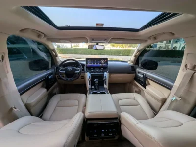 2015 Toyota Land Cruiser VXR 2026 Facelift 4.6L V8 Petrol Engine Black Beige SUV GCC