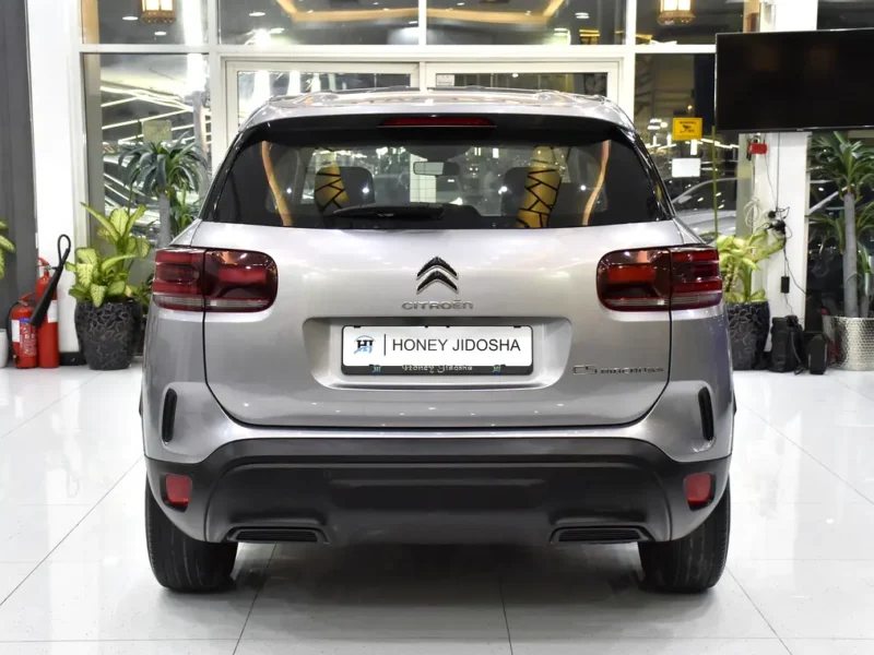 2023 Citroen C5 Aircross Live 4 Cylinders Petrol Engine Silver Black Crossover GCC Specs