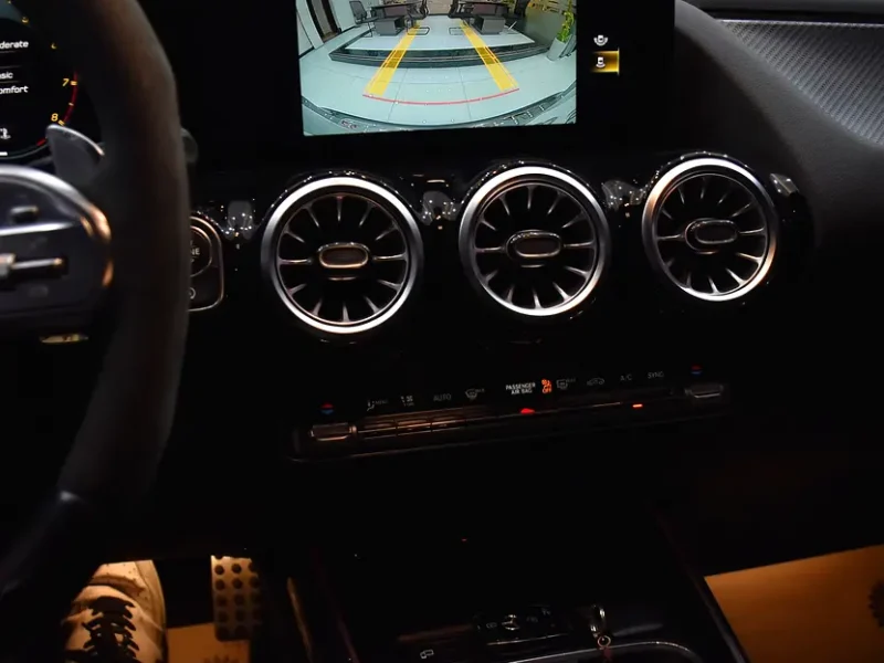 2022 Mercedes-Benz GLA-Class GLA 35 AMG 4 Cylinders Petrol Engine Grey Black Crossover