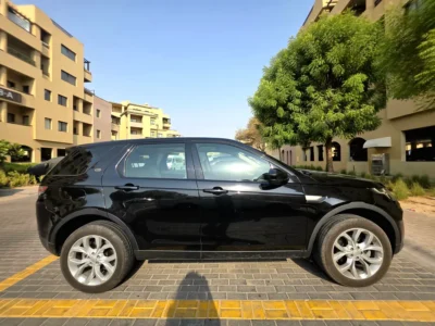 2018 Land Rover Discovery Sport HSE 4 Cylinders Engine Black Beige SUV GCC Specs