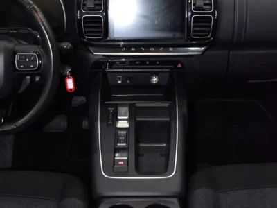 2023 Citroen C5 Aircross Live 4 Cylinders Petrol Engine Silver Black Crossover GCC Specs