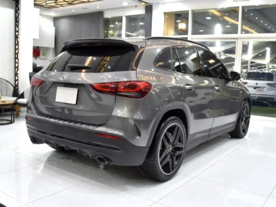 2022 Mercedes-Benz GLA-Class GLA 35 AMG 4 Cylinders Petrol Engine Grey Black Crossover