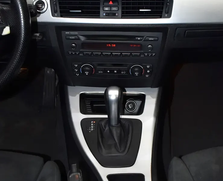 2006 BMW 3-Series 325i 6 Cylinders Petrol Engine Blue Black Sedan Japanese Specs
