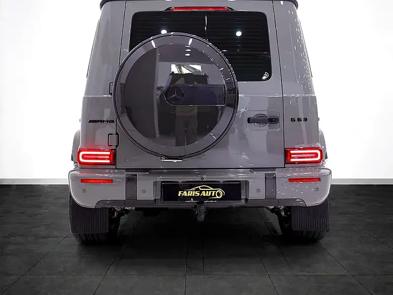2025 Mercedes-Benz G-Class G 63 AMG 4.0L V8 Biturbo Engine Grey Red SUV GCC Specs