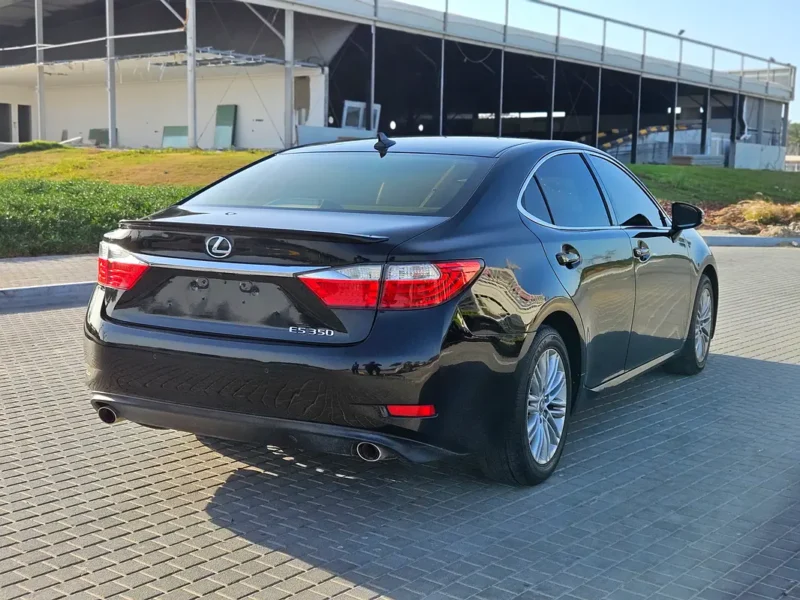 2013 Lexus ES-Series ES 350 6 Cylinders Petrol Engine Black Beige Sedan American Specs