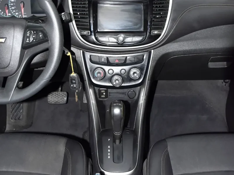 2019 Chevrolet Trax LT 4 Cylinders Petrol Engine Grey Black Crossover American Specs
