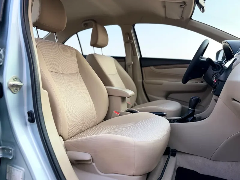 2023 Suzuki Ciaz GLX 1.5L 4-Cylinder Petrol Engine Silver Beige Family Sedan GCC Specs