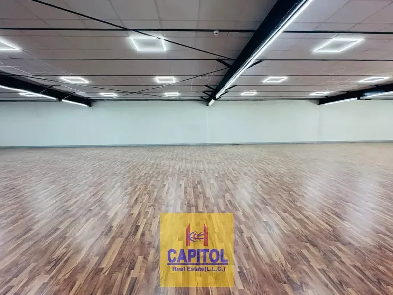 9,800 sqft PRIME LOCATION COMMERCIAL WAREHOUSE AVAILABLE FOR RENT ACCESSIBLE 24/7