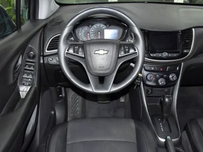 2019 Chevrolet Trax LT 4 Cylinders Petrol Engine Grey Black Crossover American Specs